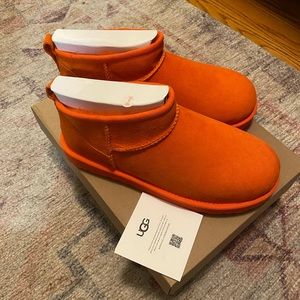 NWT Bright Orange Classic Ultra Mini Uggs